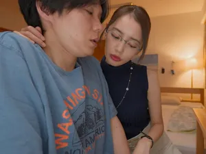 1PONDO-101522_001,1PONDO-101522_001パンツを出いでもメガネは外しません? ムッチリスーツがエロい sếp nữ?